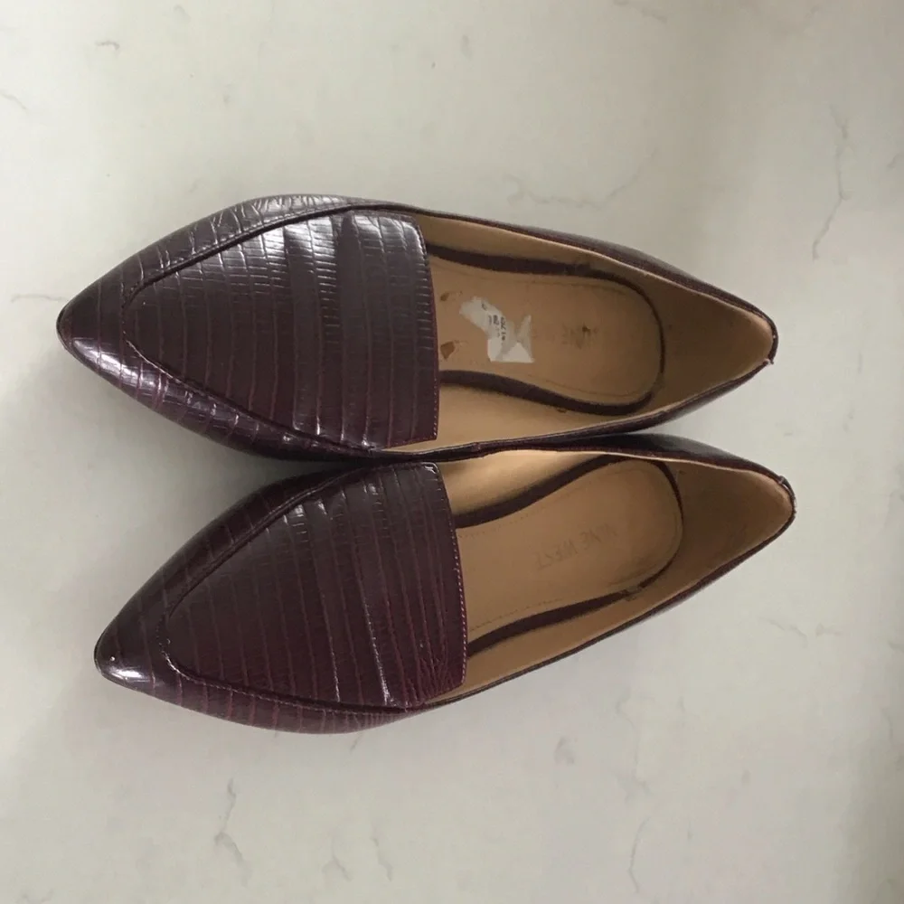 Nine West Pointed Croc-Embossed Flats in Deep Burgundy - Picture 2 of 4